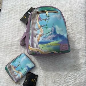 Tangled Repunzel Disney Loungefly Set Minibackpack and wallet 💜